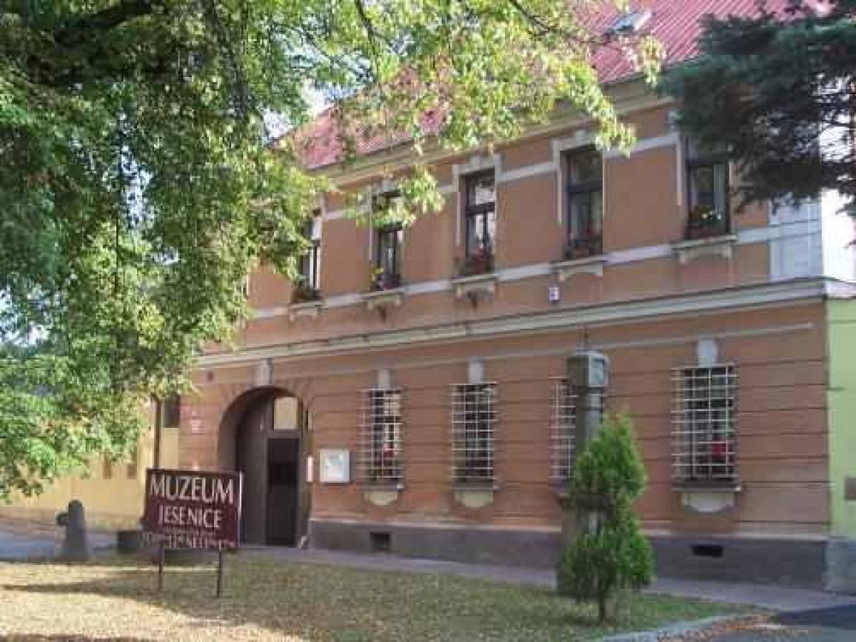 Vlastivědné muzeum Jesenice